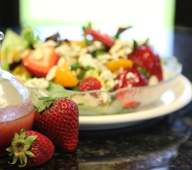 Sunday Salad: Heirloom Tomato and Chicken Toss
