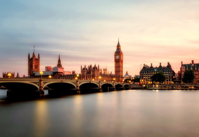 The Royal Wedding of Prince Harry and Meghan Markle Inspires Americans to Visit